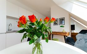 Grand Quarters City Residence